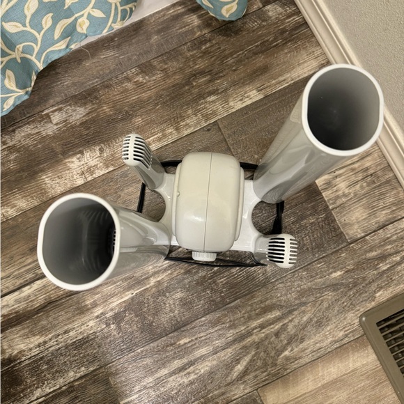 Max Dry glove, shoe and boat warmer. Heat and no heat switch. - Picture 4 of 4